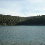 شقة Tijano