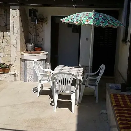 Tijano Apartment